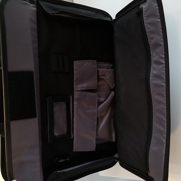 Targus Laptop Bag - Picture 5 of 12